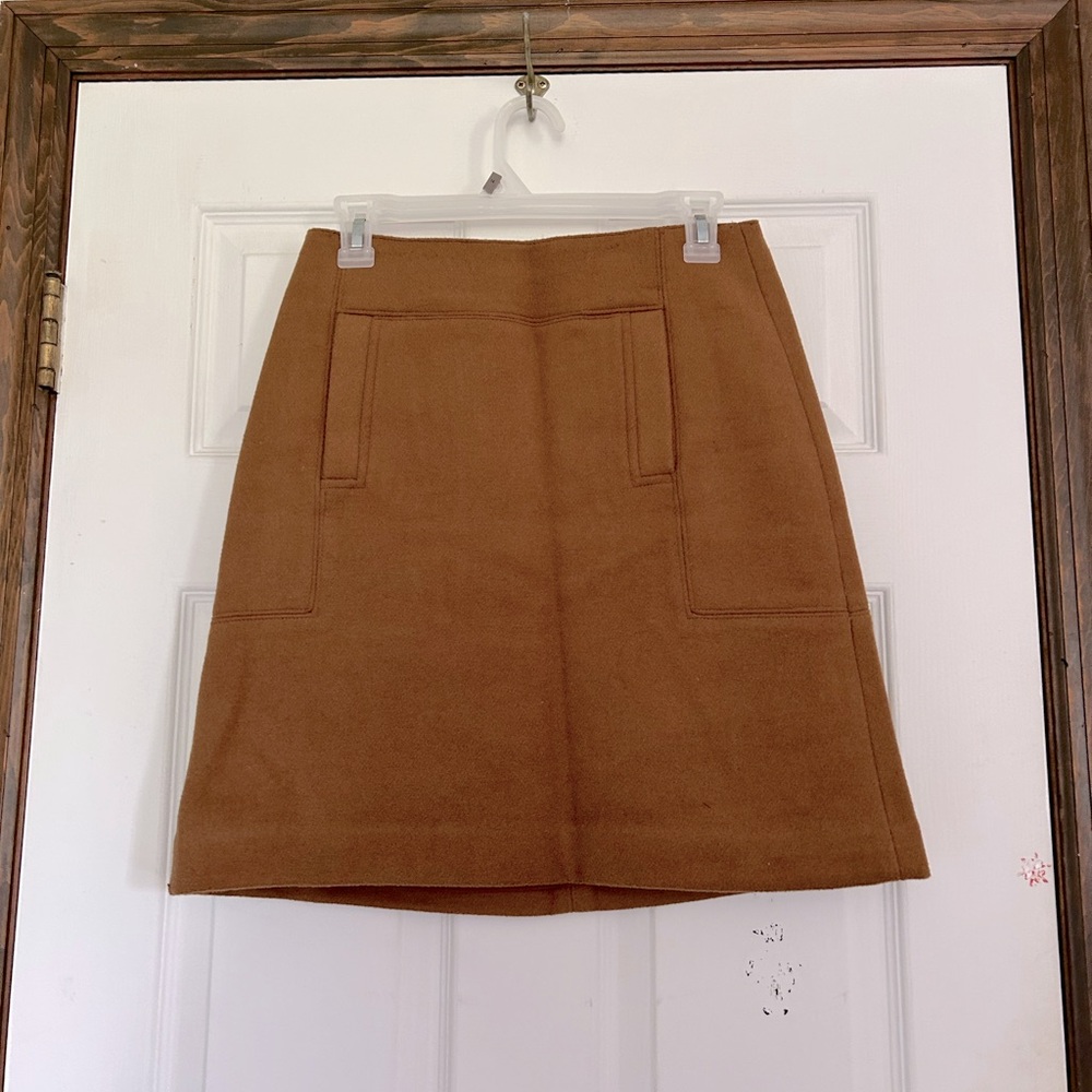 Loft mini skirt, wool blend, size 4